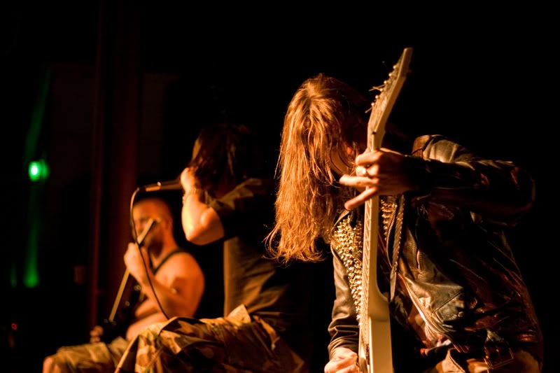 IMAGE: http://i139.photobucket.com/albums/q285/0110x011/Hudson%20Theater%205%2015%2007/Burden%20of%20Guilt/_MG_5903.jpg