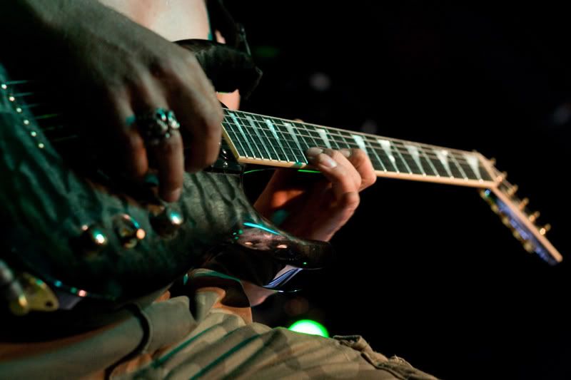 IMAGE: http://i139.photobucket.com/albums/q285/0110x011/Hudson%20Theater%205%2015%2007/Burden%20of%20Guilt/_MG_5961.jpg