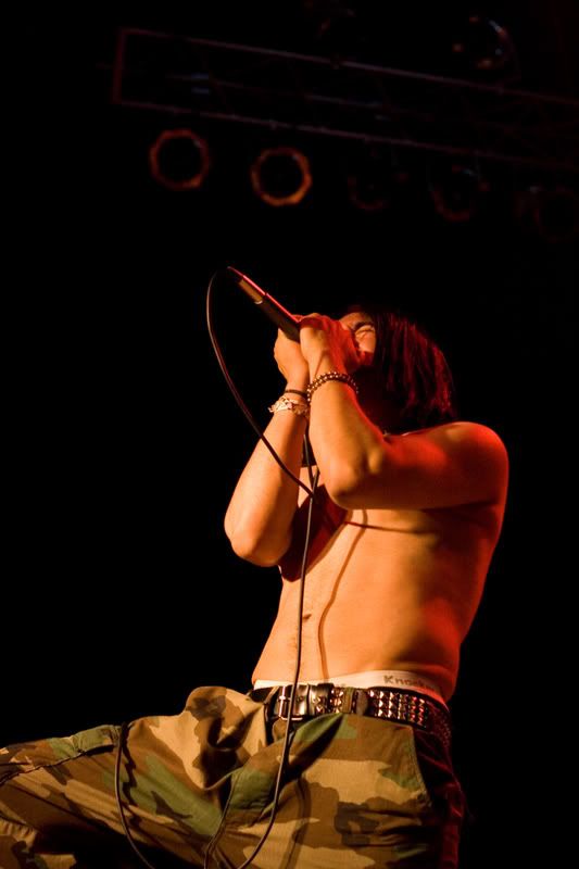 IMAGE: http://i139.photobucket.com/albums/q285/0110x011/Hudson%20Theater%205%2015%2007/Burden%20of%20Guilt/_MG_6088.jpg