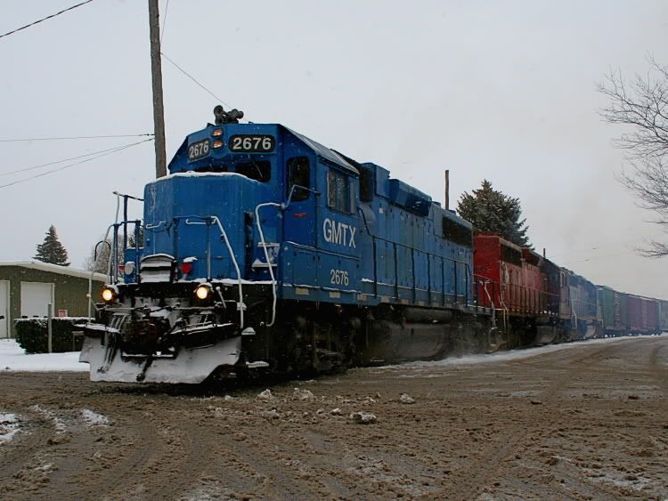 IMAGE: http://i139.photobucket.com/albums/q287/BB_Michigan/Trains/IMG_0360.jpg