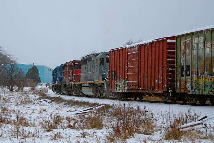 IMAGE: http://i139.photobucket.com/albums/q287/BB_Michigan/Trains/IMG_0381.jpg