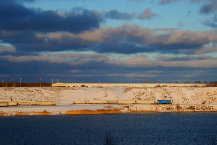 IMAGE: http://i139.photobucket.com/albums/q287/BB_Michigan/Trains/IMG_0675.jpg