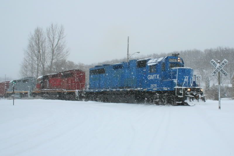 IMAGE: http://i139.photobucket.com/albums/q287/BB_Michigan/Trains/IMG_2283.jpg