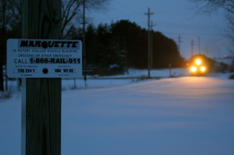 IMAGE: http://i139.photobucket.com/albums/q287/BB_Michigan/Trains/IMG_2692.jpg