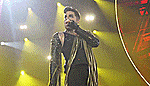 photo AdamtwirlToronto.gif