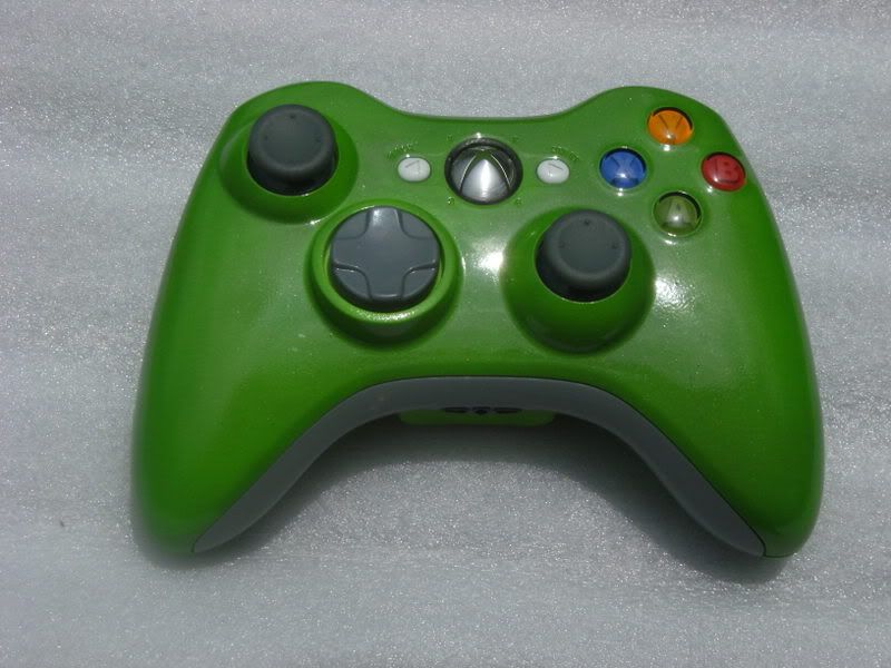 Custom car paint job on XBOX 360 controller