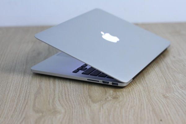 Sale nhanh Macbook Pro Retina 15inch mid 2012 MC975 mới 98% nguyên zin kiếm tiền lễ
