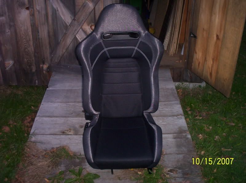 http://i139.photobucket.com/albums/q292/Sarkastik6969/RacingSeats1.jpg