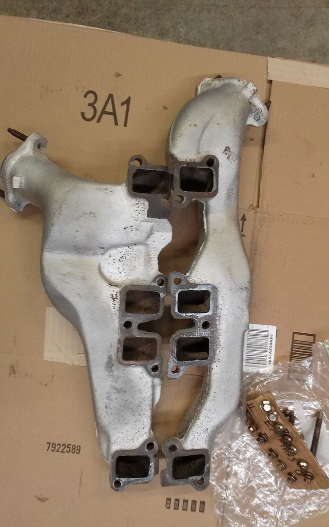 7076 BUICK 455 Iron Exhaust Manifolds NICE