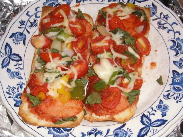 P5150012.jpg Foca Sandwich Brd Pizza picture by cozyhomelife