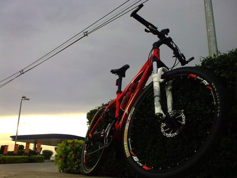 ใน Es Group ใคร ปั่น จักยาน Mountainbike บ้างครับ