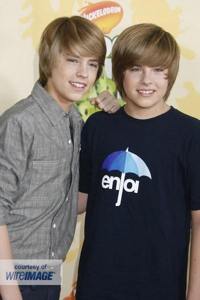 Cole and Dylan Sprouse Pictures, Images and Photos