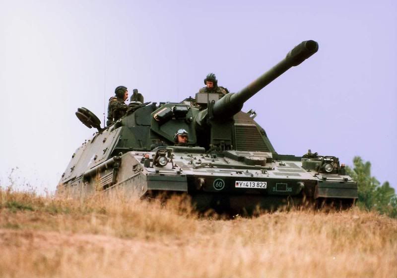 Panzerhaubitze_2000-1.jpg