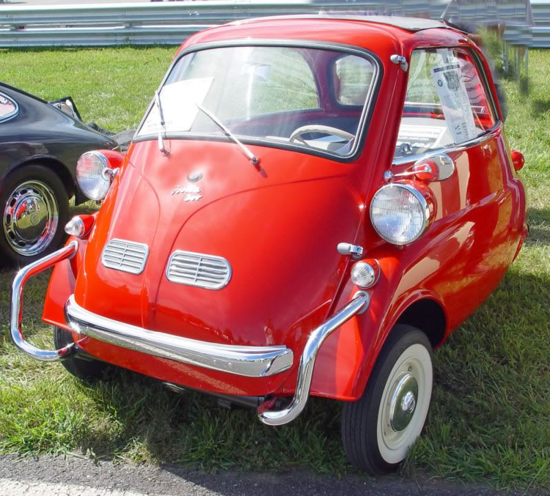 a 1959 bmw isetta with 300