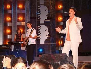 Photobucket - Video and Image Hosting