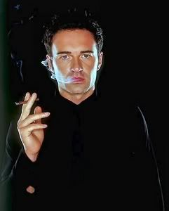 julian_mcmahon_01.jpg