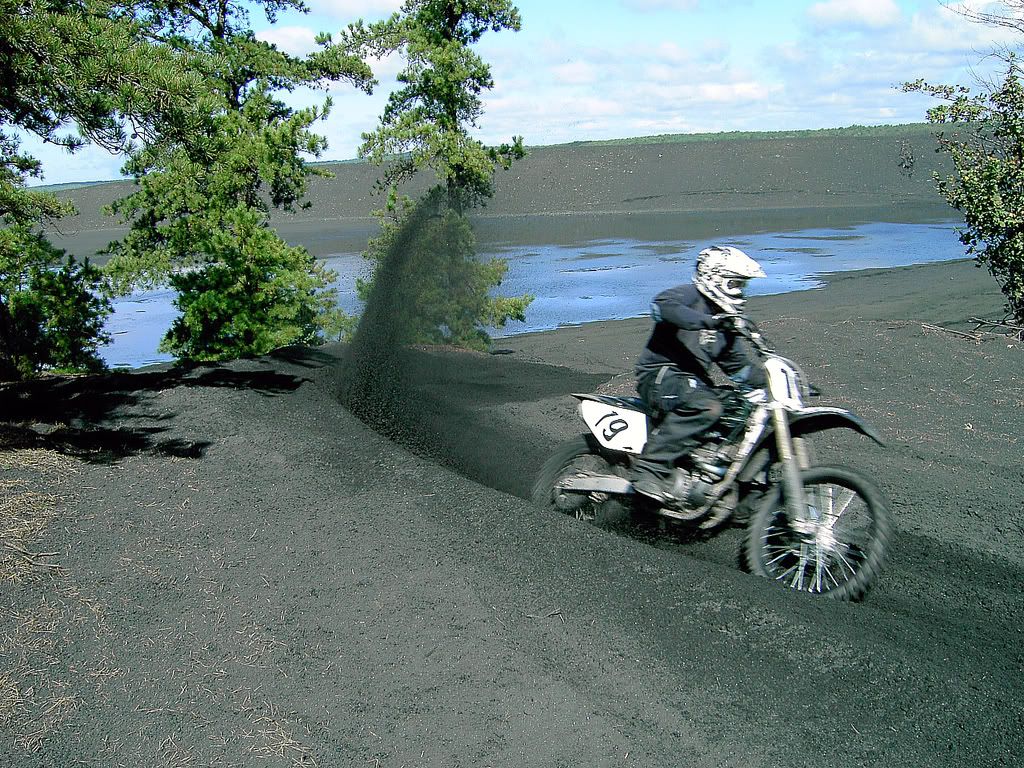 9-7-08MotoXRide001v_1.jpg