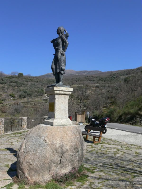 P1130443-1.jpg